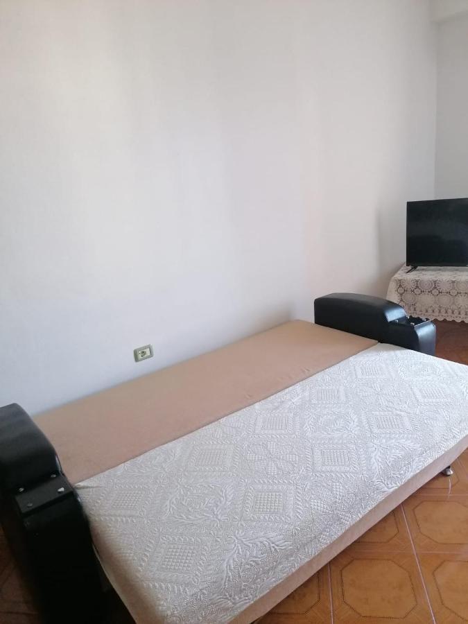 Appartamento Incantevole Con Posto Auto Privato Vlorë Buitenkant foto